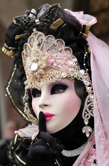 Sshh mask