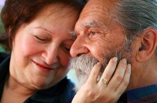 Old couple e1541556521388
