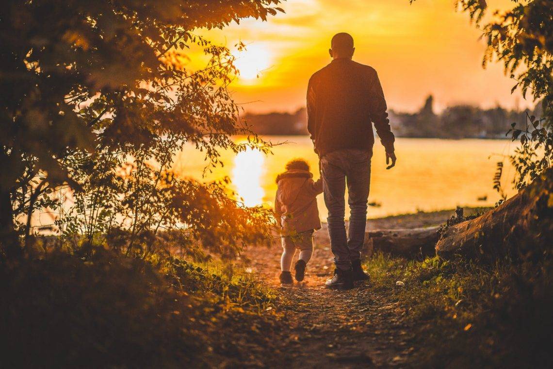 man and child e1541556295557