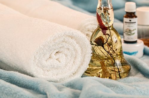 massage therapy 1612308 1920